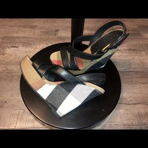 Burberry wedge shoes